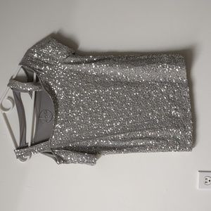 Sequin Shoulder Peak T